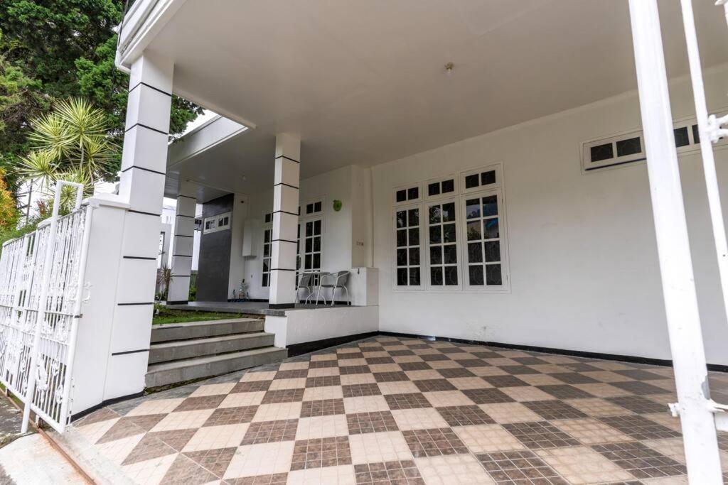 Villa Libelula Batu Malang Songgoriti Exterior foto